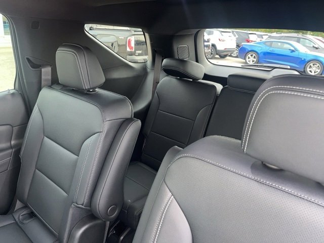 New 2026 Chevrolet Traverse LT w/ Sun and Wheel Package image 15