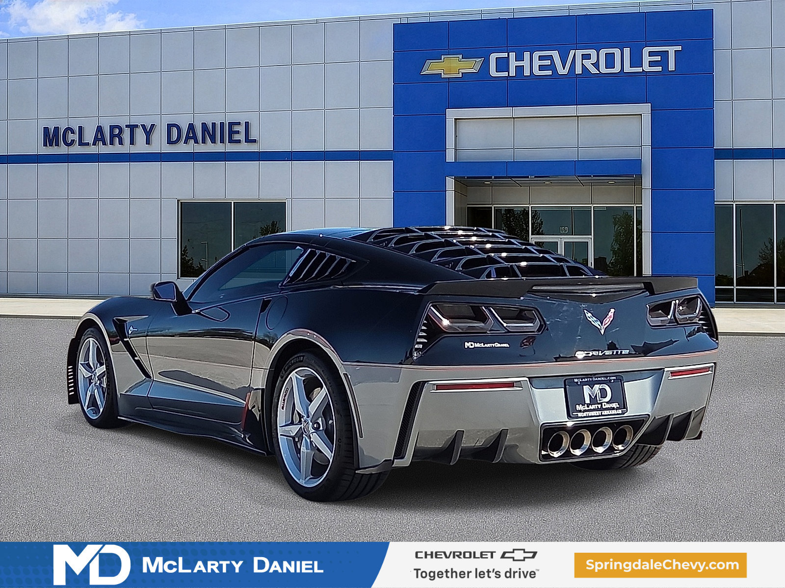 Used 2015 Chevrolet Corvette Stingray Coupe RWD image 4