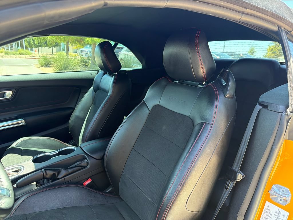 Used 2022 Ford Mustang GT Premium w/ Equipment Group 401A RWD image 22