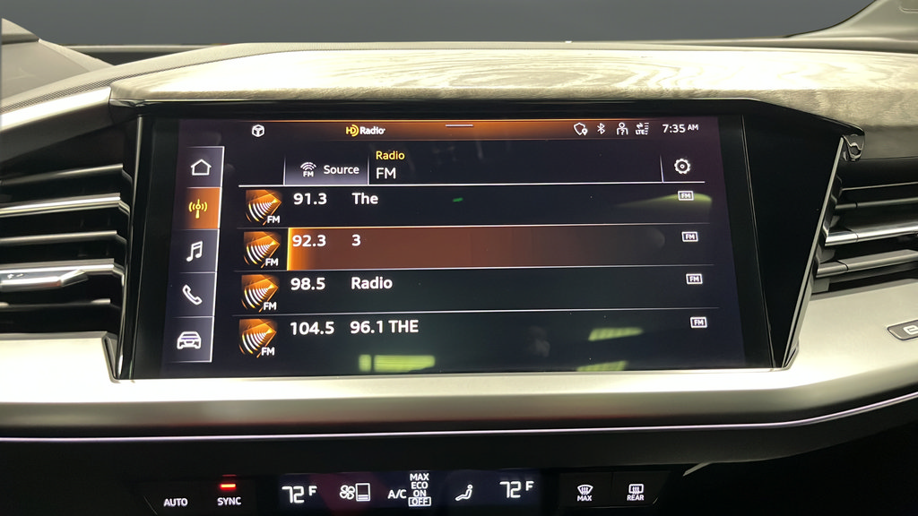 Used 2023 Audi Q4 e-tron Premium AWD/4WD image 15