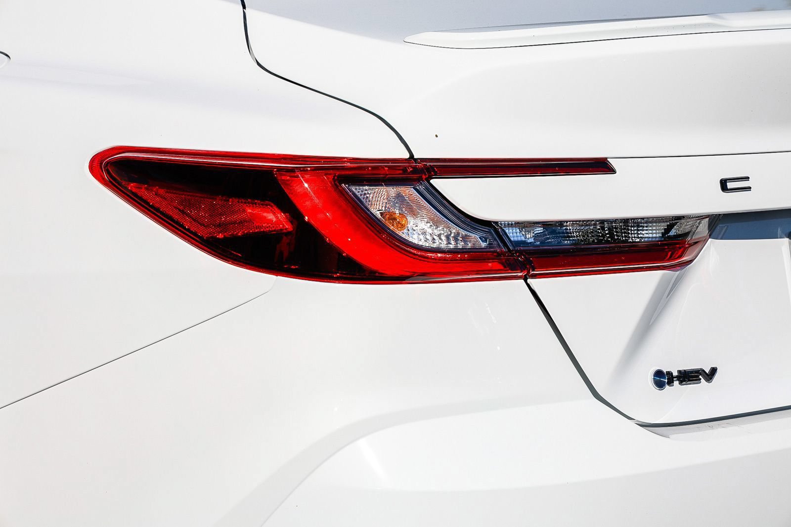 Used 2026 Toyota Camry SE w/ Multimedia Upgrade Package FWD image 8