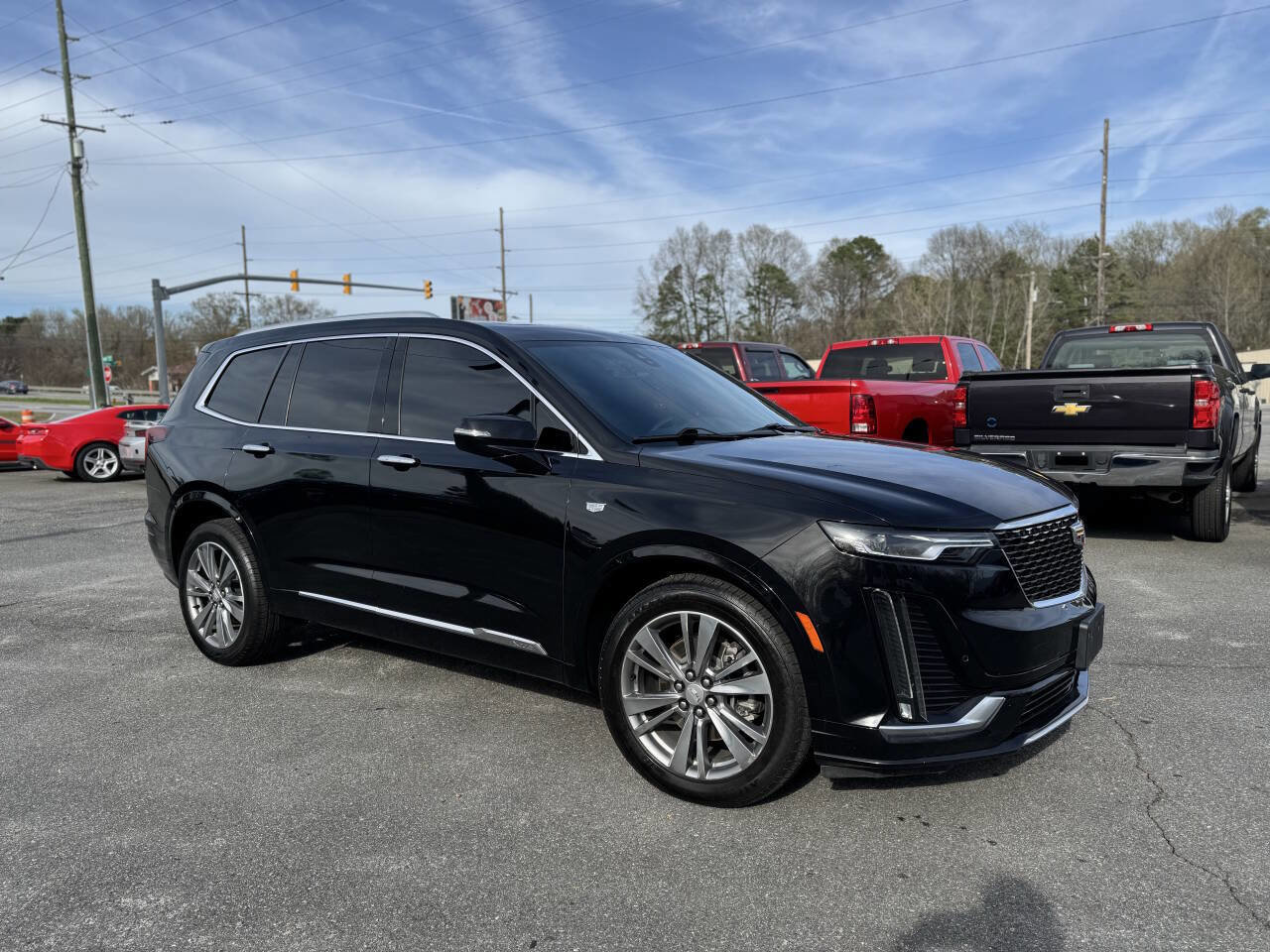 Used 2022 Cadillac XT6 Premium Luxury image 2