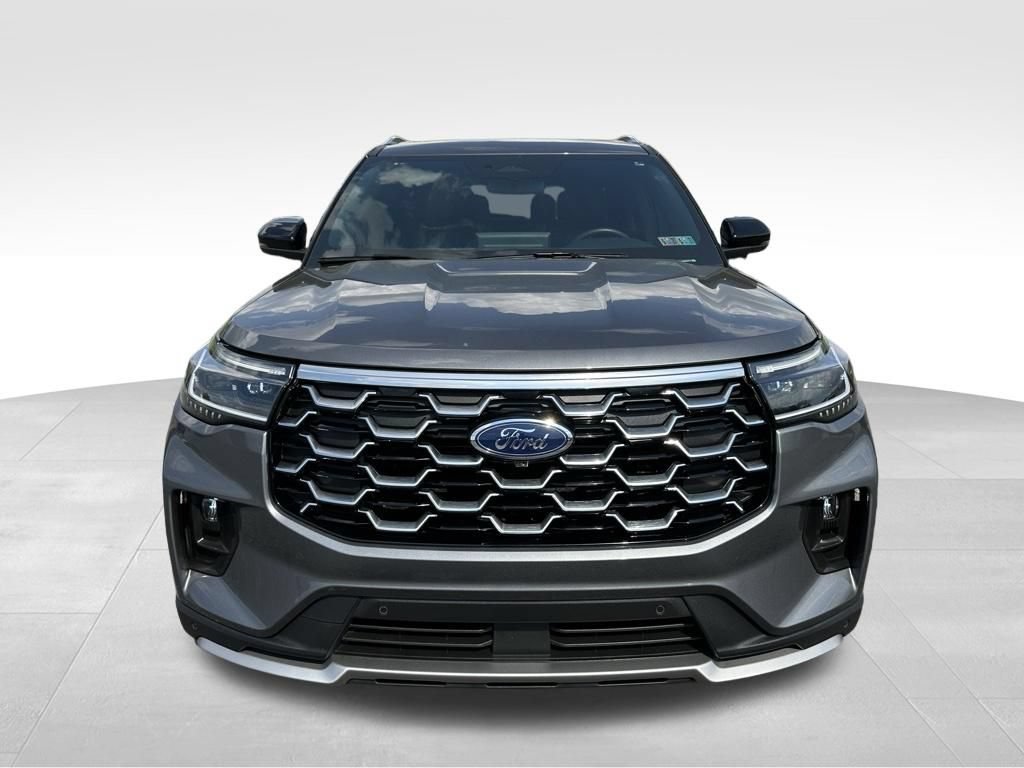 Used 2025 Ford Explorer Platinum w/ Ultimate Package AWD/4WD image 28