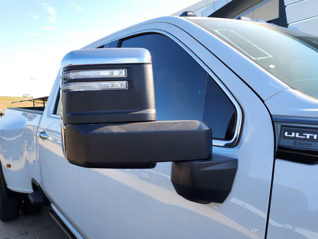 New 2026 GMC Sierra 3500 Denali Ultimate image 13