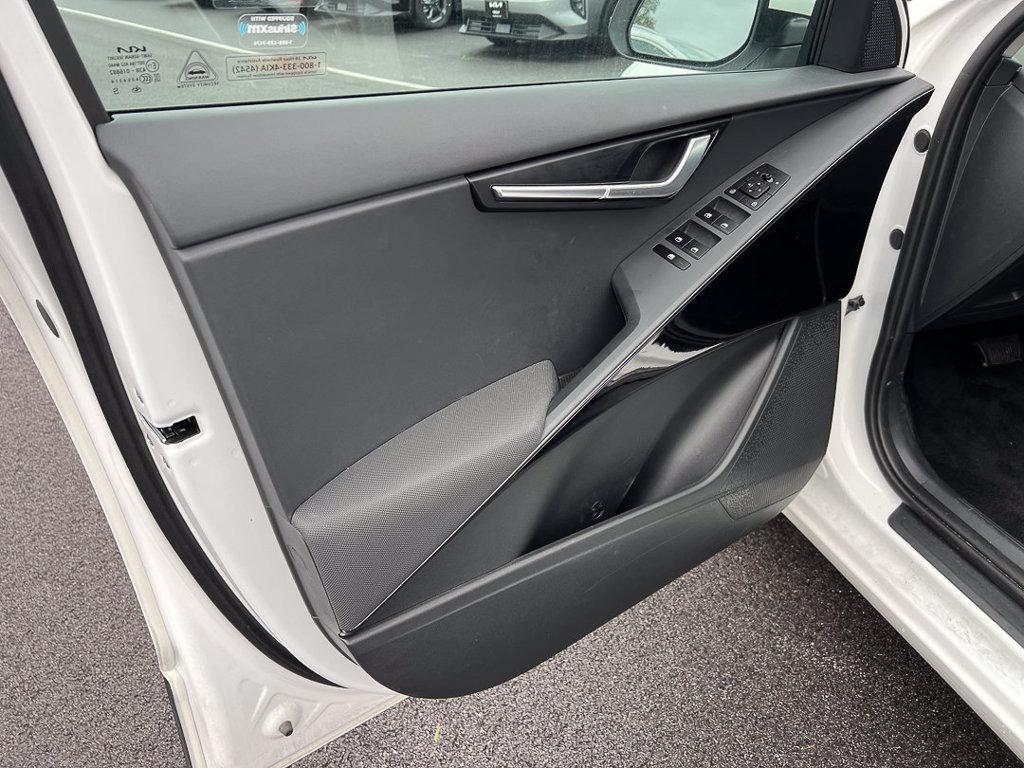 Certified 2024 Kia Niro EX w/ EX Cold Weather Package FWD image 15