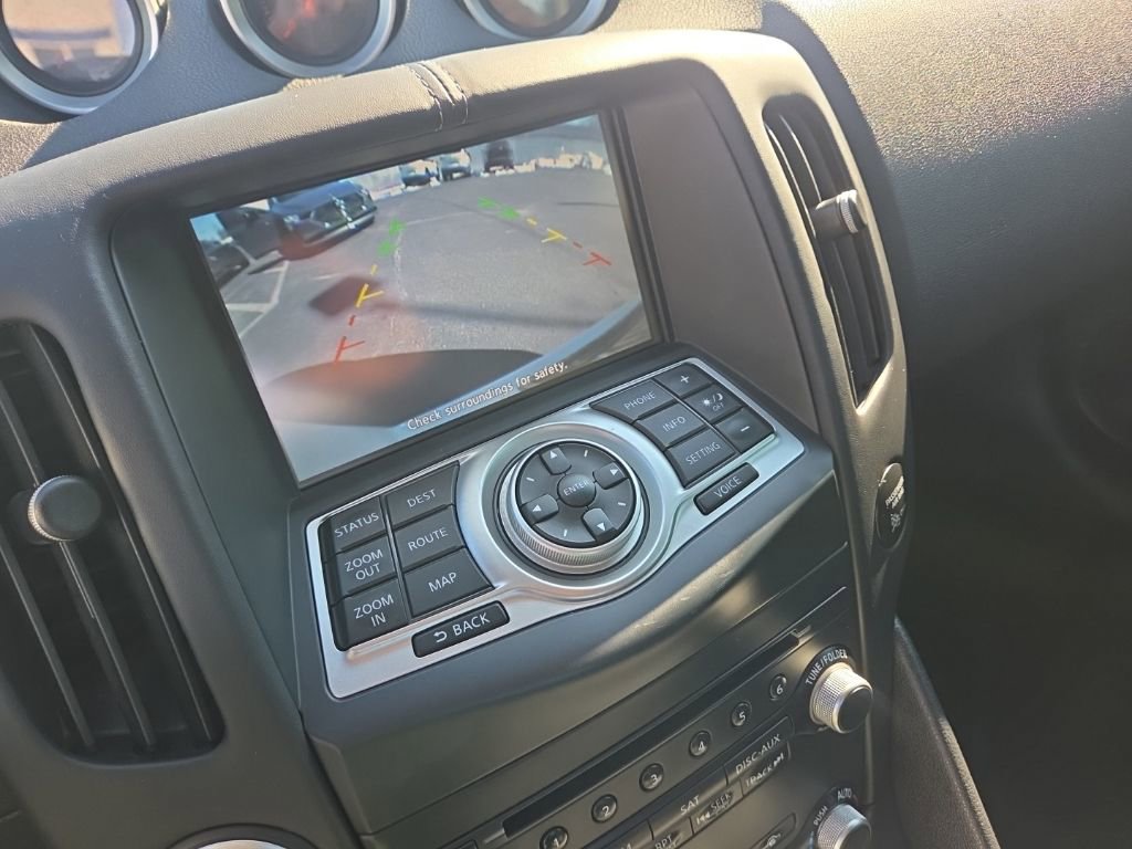 Used 2016 Nissan 370Z w/ Sport Package image 27