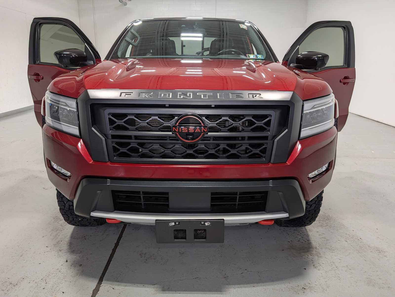 Used 2022 Nissan Frontier PRO-4X w/ Pro-4X Premium Package AWD/4WD image 15