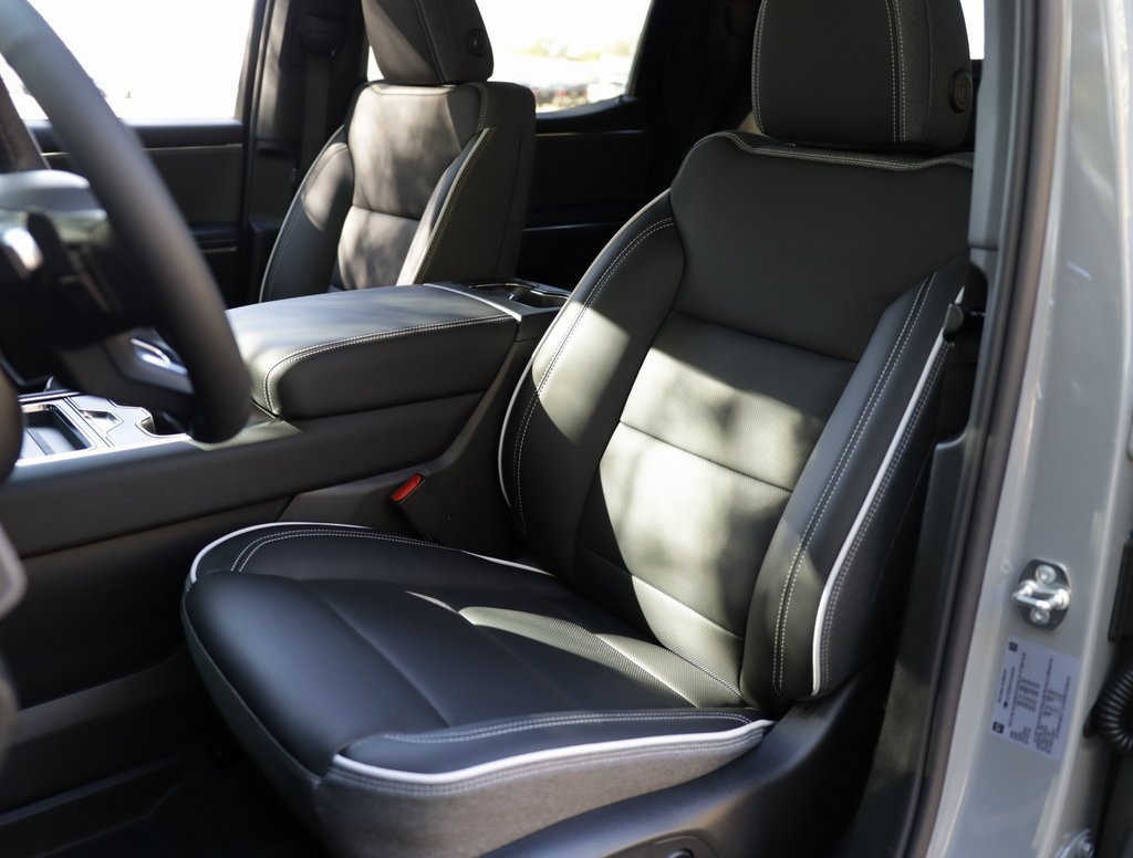 New 2026 GMC Sierra EV Elevation image 24