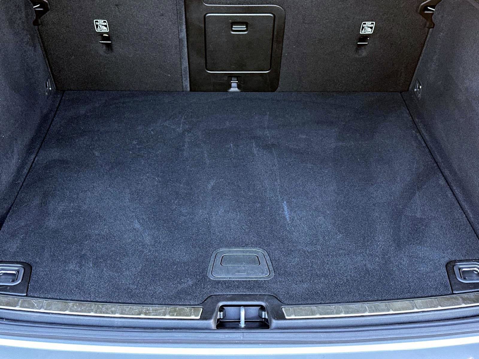 Certified 2025 Volvo XC60 B5 Plus image 11