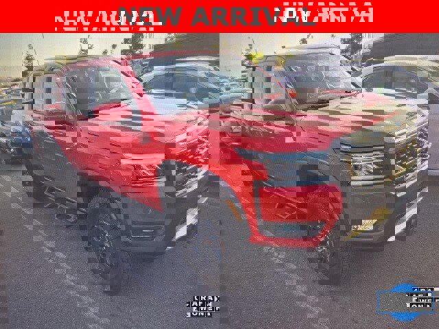 Used 2025 Nissan Frontier PRO-4X