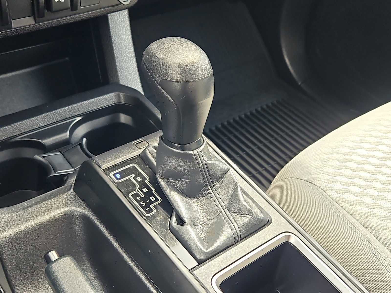 Used 2022 Toyota Tacoma SR image 22