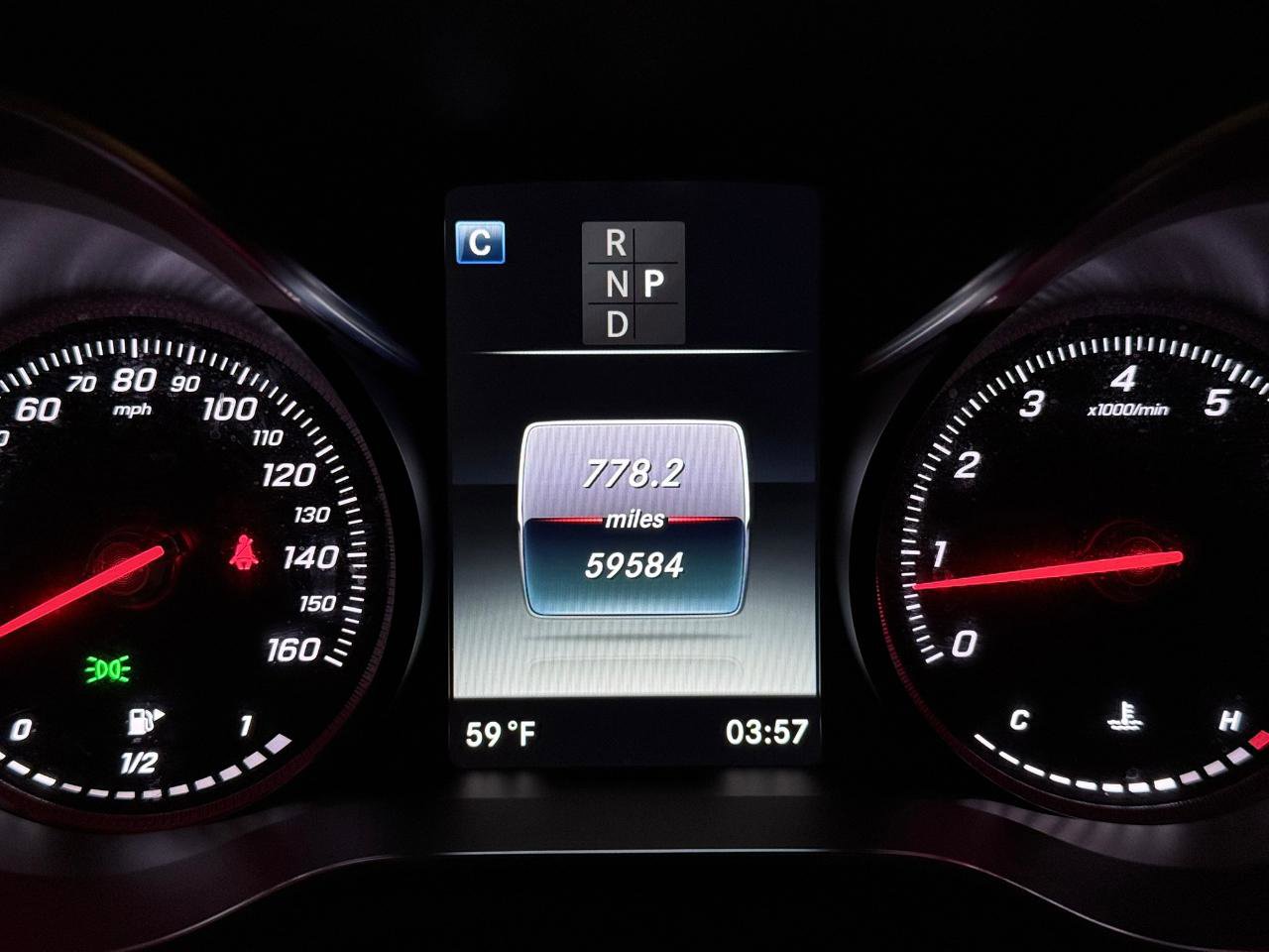 Used 2019 Mercedes-Benz GLC 300 4MATIC w/ Premium Package image 40