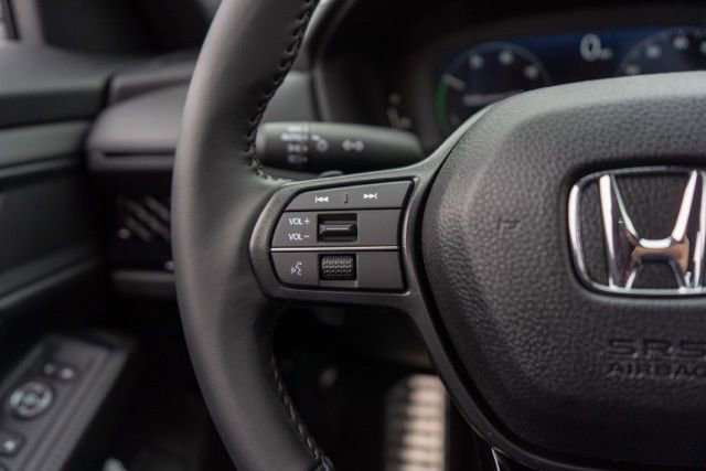Used 2024 Honda Accord Sport image 17