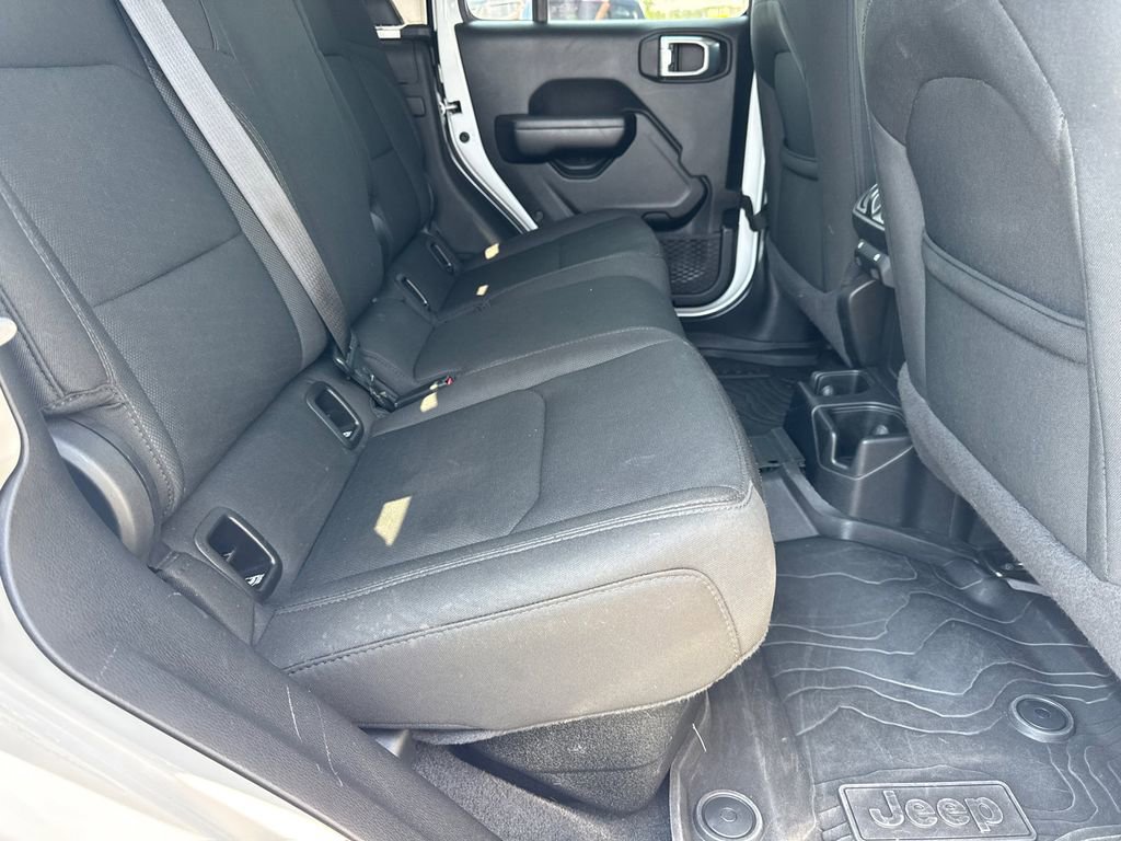 Used 2021 Jeep Gladiator Sport AWD/4WD image 16