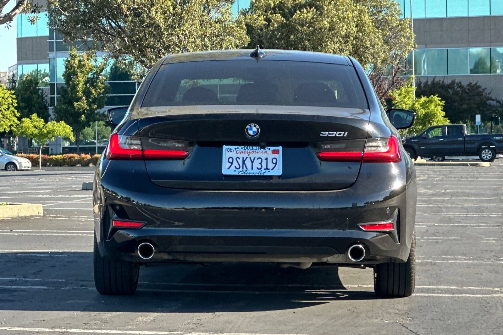 Used 2022 BMW 330i Sedan w/ Driving Assistance Package RWD image 5