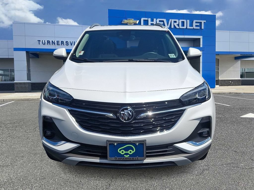 Certified 2022 Buick Encore GX Essence w/ Experience Buick Package AWD/4WD image 2
