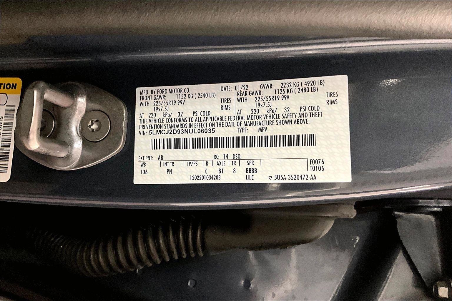 Used 2022 Lincoln Corsair Reserve w/ Equipment Group 201A image 32