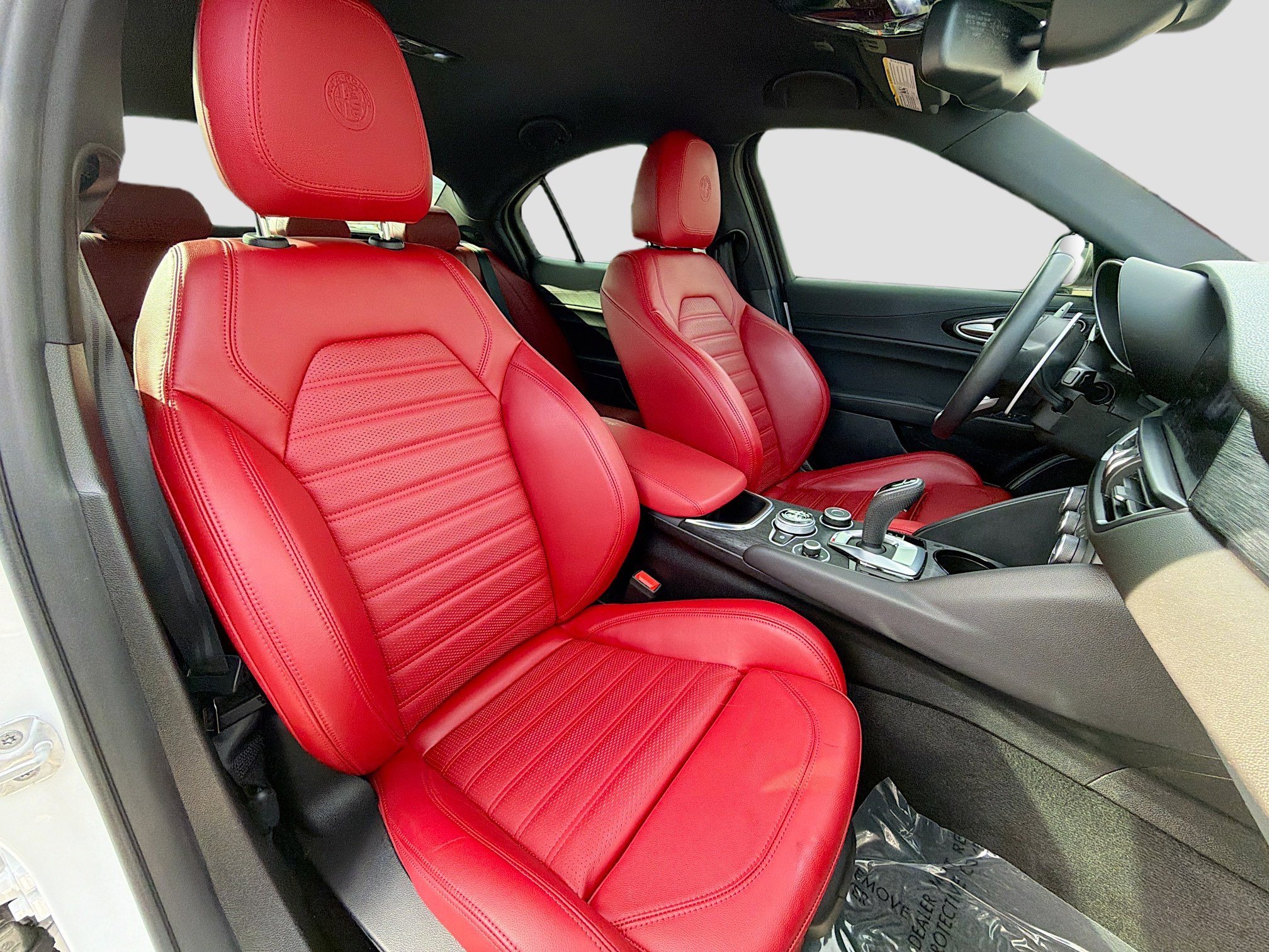 Used 2024 Alfa Romeo Giulia Sprint image 15