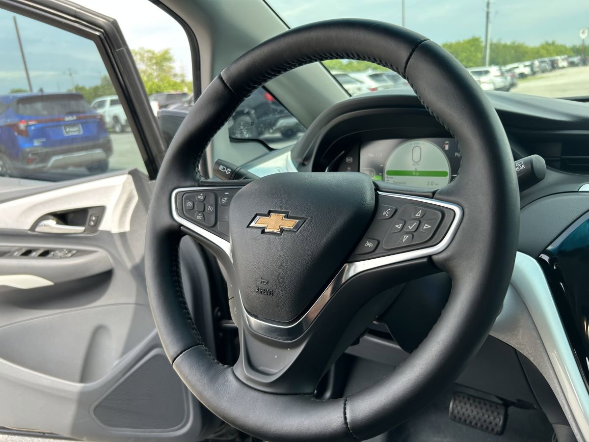 Used 2020 Chevrolet Bolt LT FWD image 8