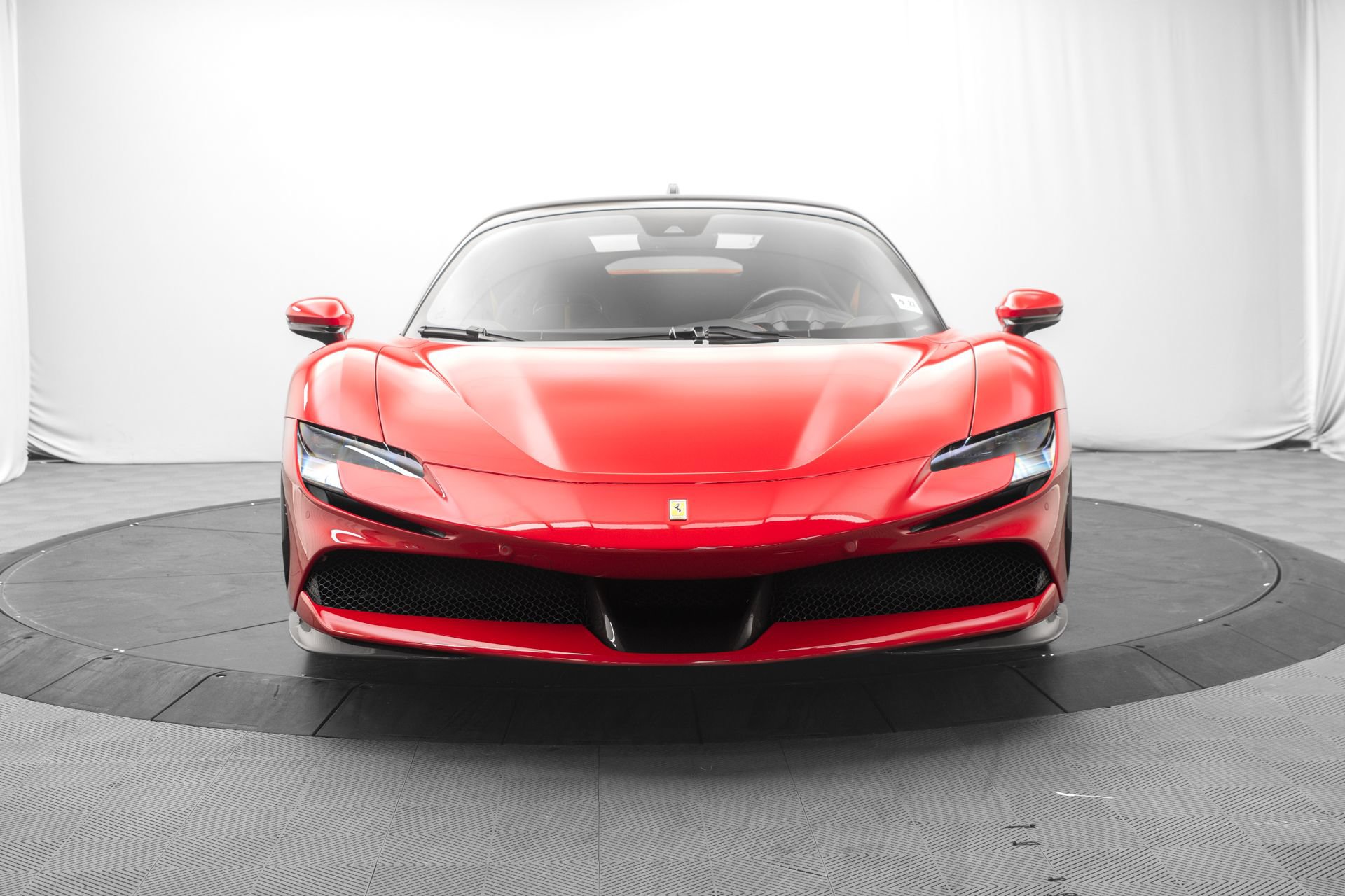 Used 2022 Ferrari SF90 Stradale AWD/4WD image 8