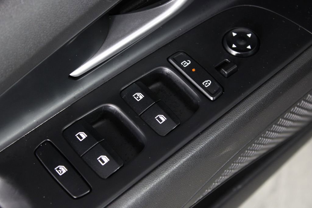 Certified 2024 Hyundai Elantra SEL image 23