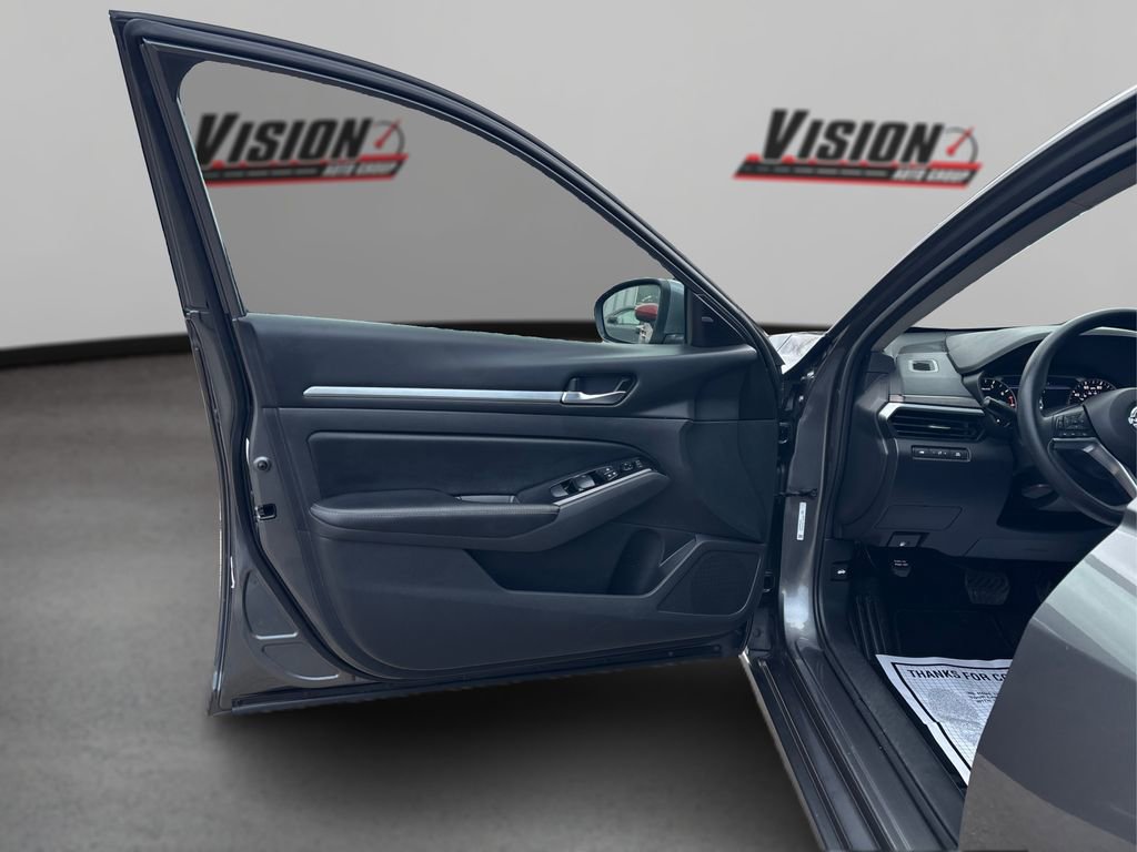 Used 2023 Nissan Altima 2.5 SV image 22