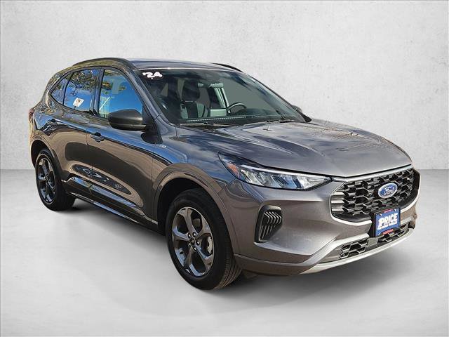 Used 2024 Ford Escape ST-Line image 3