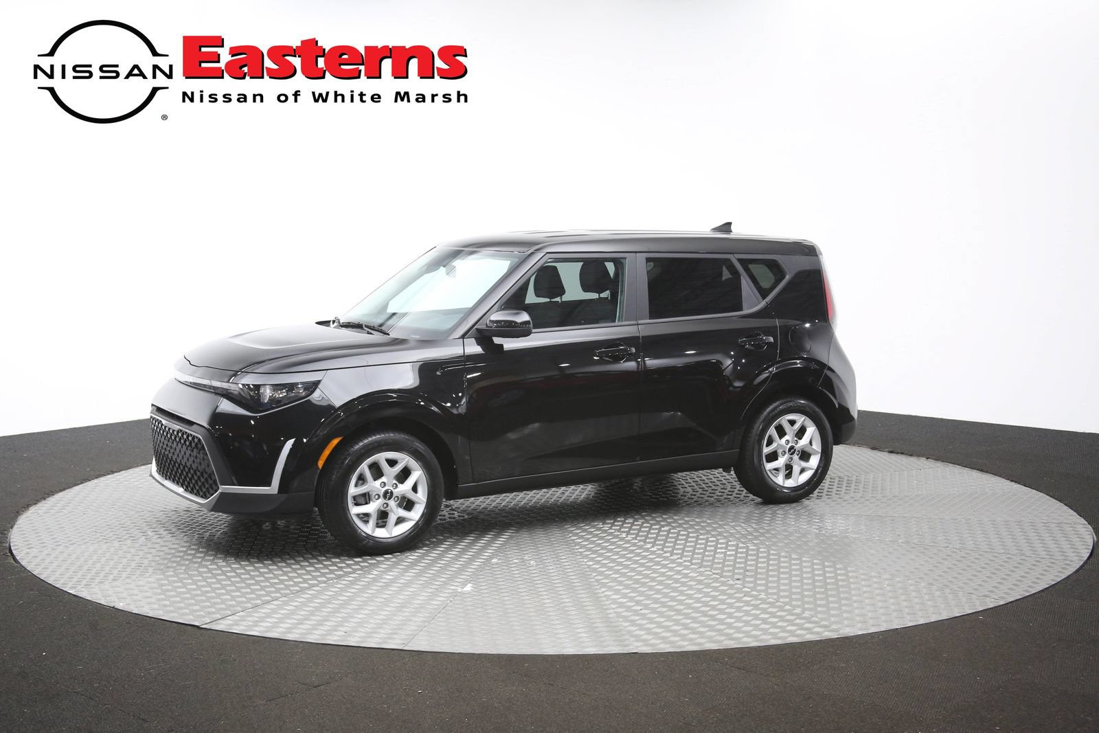 Used 2025 Kia Soul LX w/ LX Technology Package FWD image 56