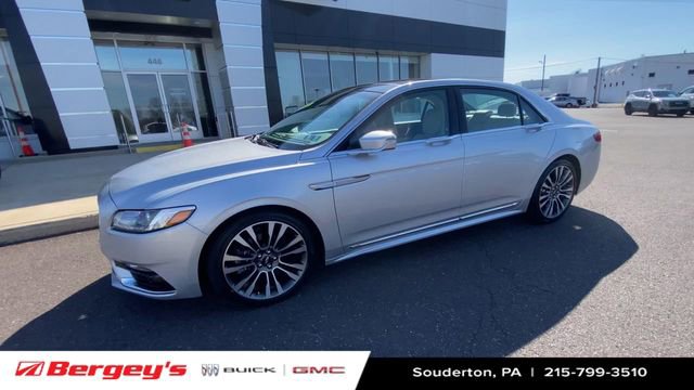 Used 2017 Lincoln Continental Reserve w/ Climate Package image 4