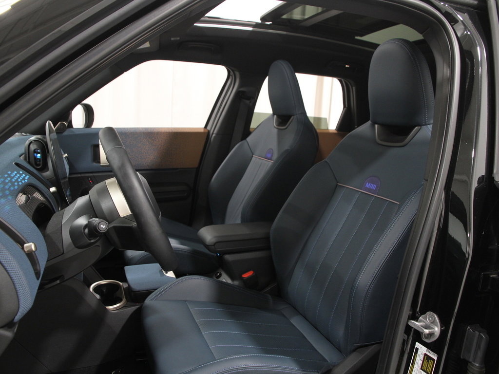 Certified 2025 MINI Cooper Countryman S w/ Comfort Package Max image 5