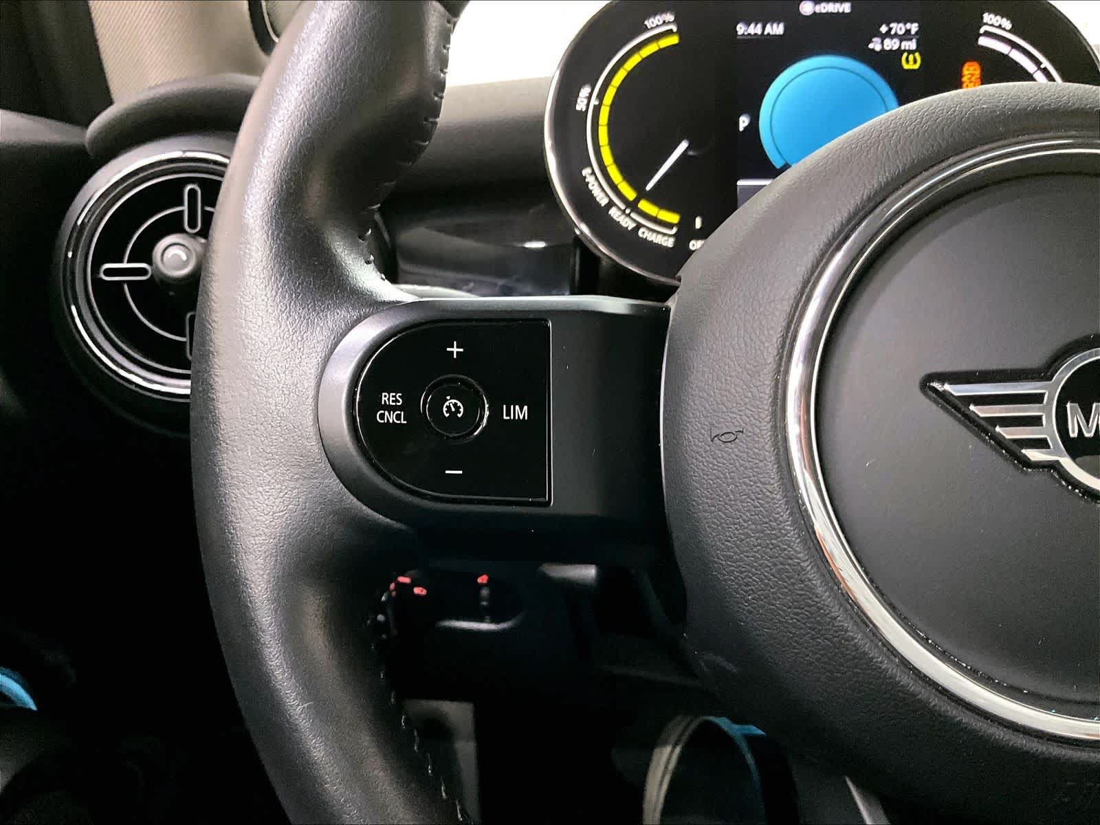 Used 2024 MINI Cooper SE FWD image 21