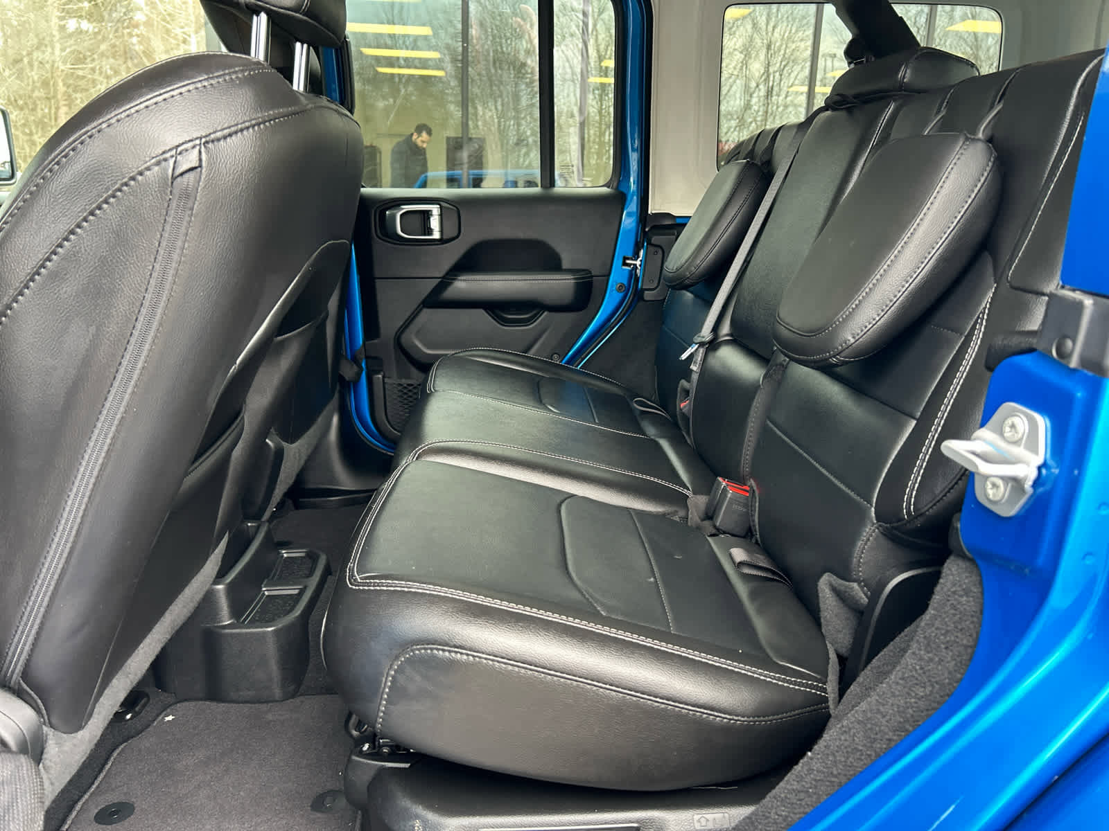 Used 2023 Jeep Wrangler Sahara w/ Cold Weather Group image 32