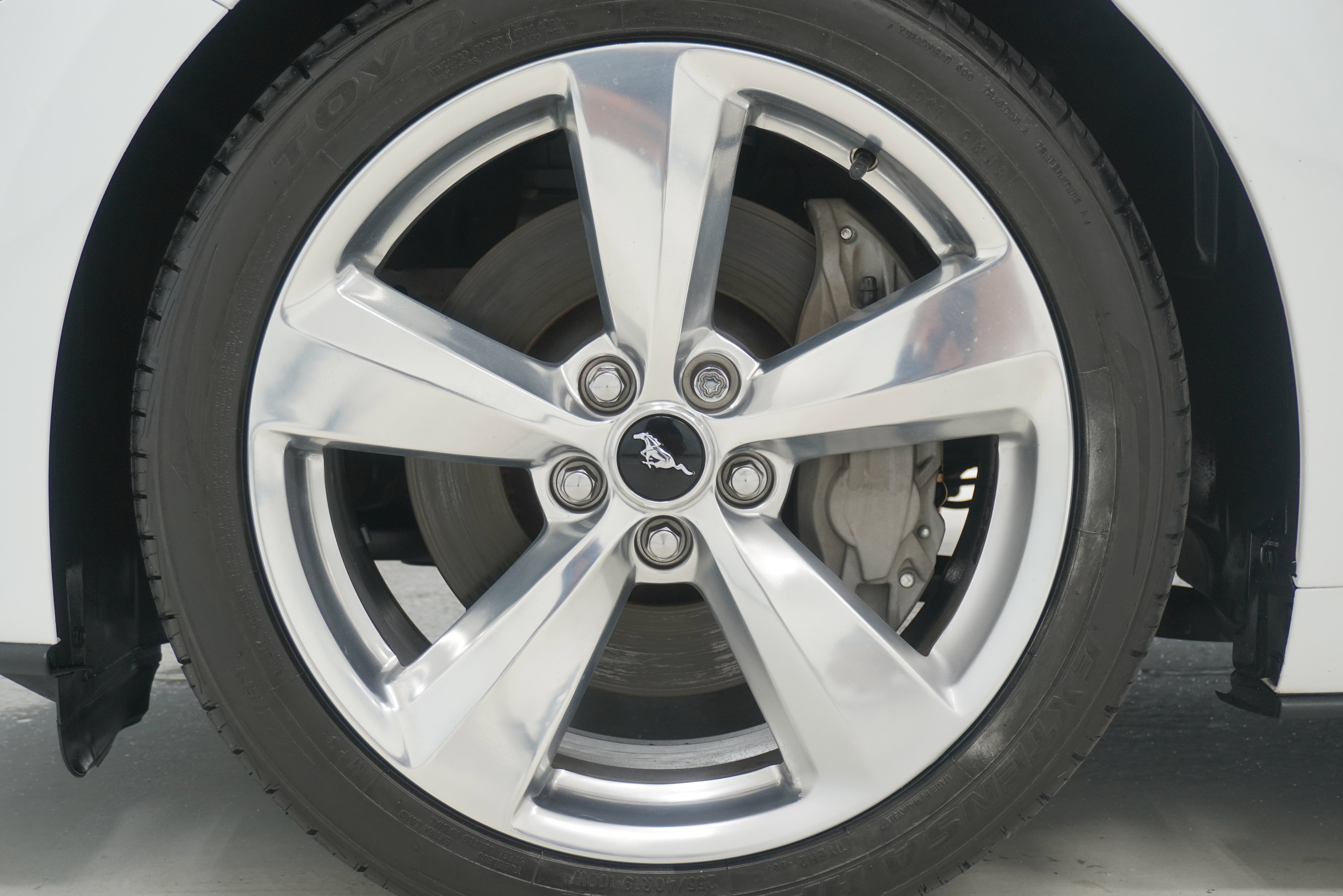 Used 2018 Ford Mustang GT Premium RWD image 25