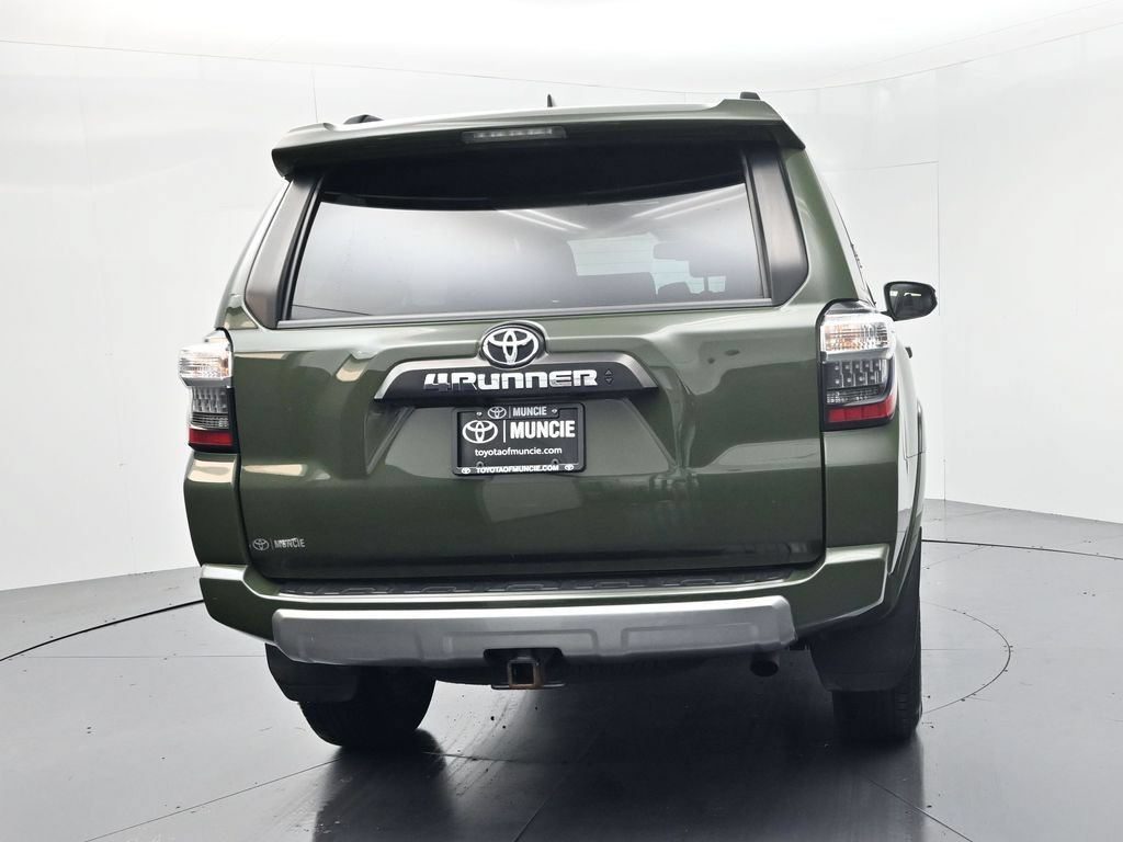 Used 2022 Toyota 4Runner TRD Off-Road Premium AWD/4WD image 7