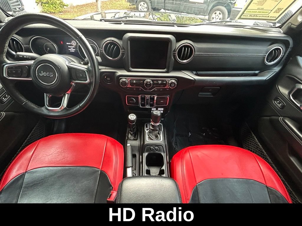 Used 2018 Jeep Wrangler Unlimited Sahara AWD/4WD image 9