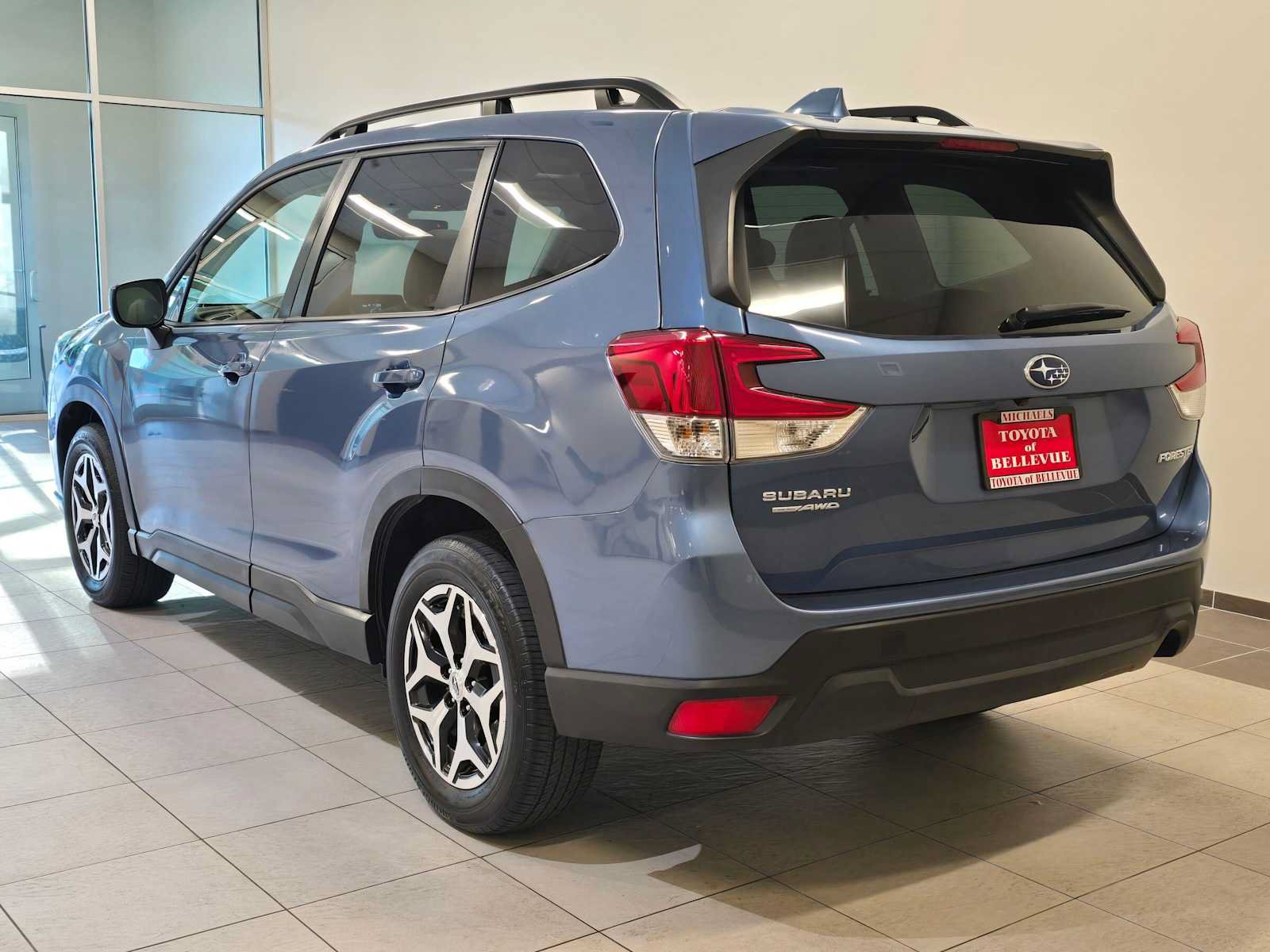 Used 2023 Subaru Forester Premium AWD/4WD image 4