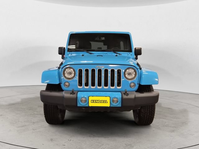 Used 2017 Jeep Wrangler Unlimited Sahara w/ Connectivity Group AWD/4WD image 2