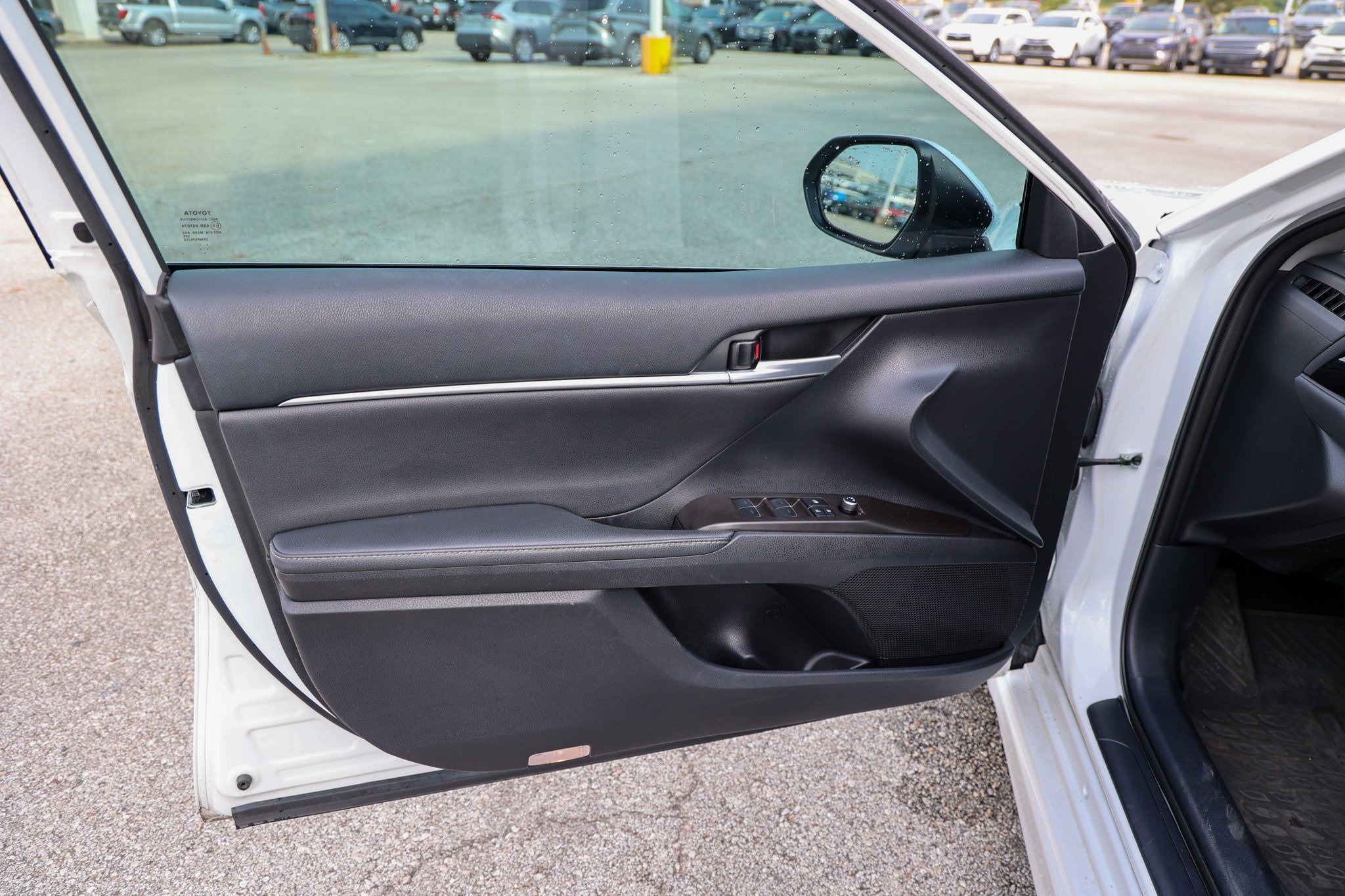 Certified 2023 Toyota Camry XSE w/ Navigation Package FWD image 33