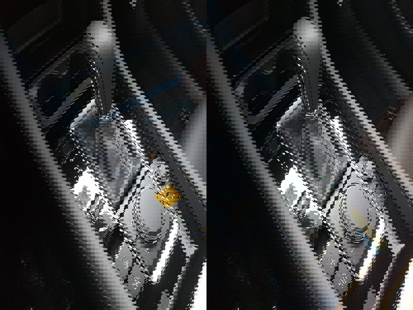 New 2026 MAZDA MAZDA3 Hatchback w/Premium Plus Pkg image 12