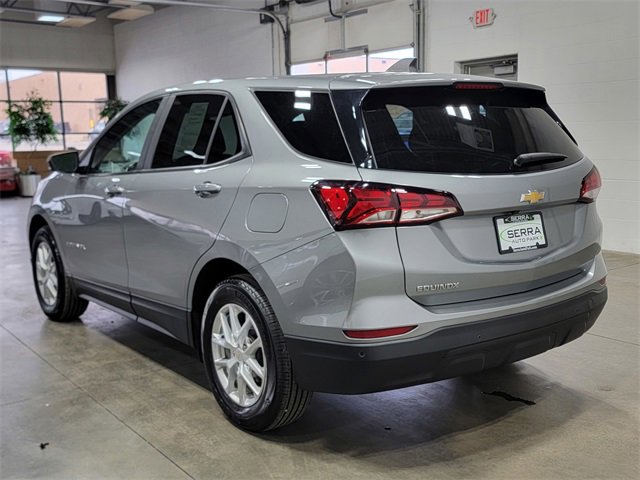 Used 2024 Chevrolet Equinox LS w/ LS Convenience Package image 4