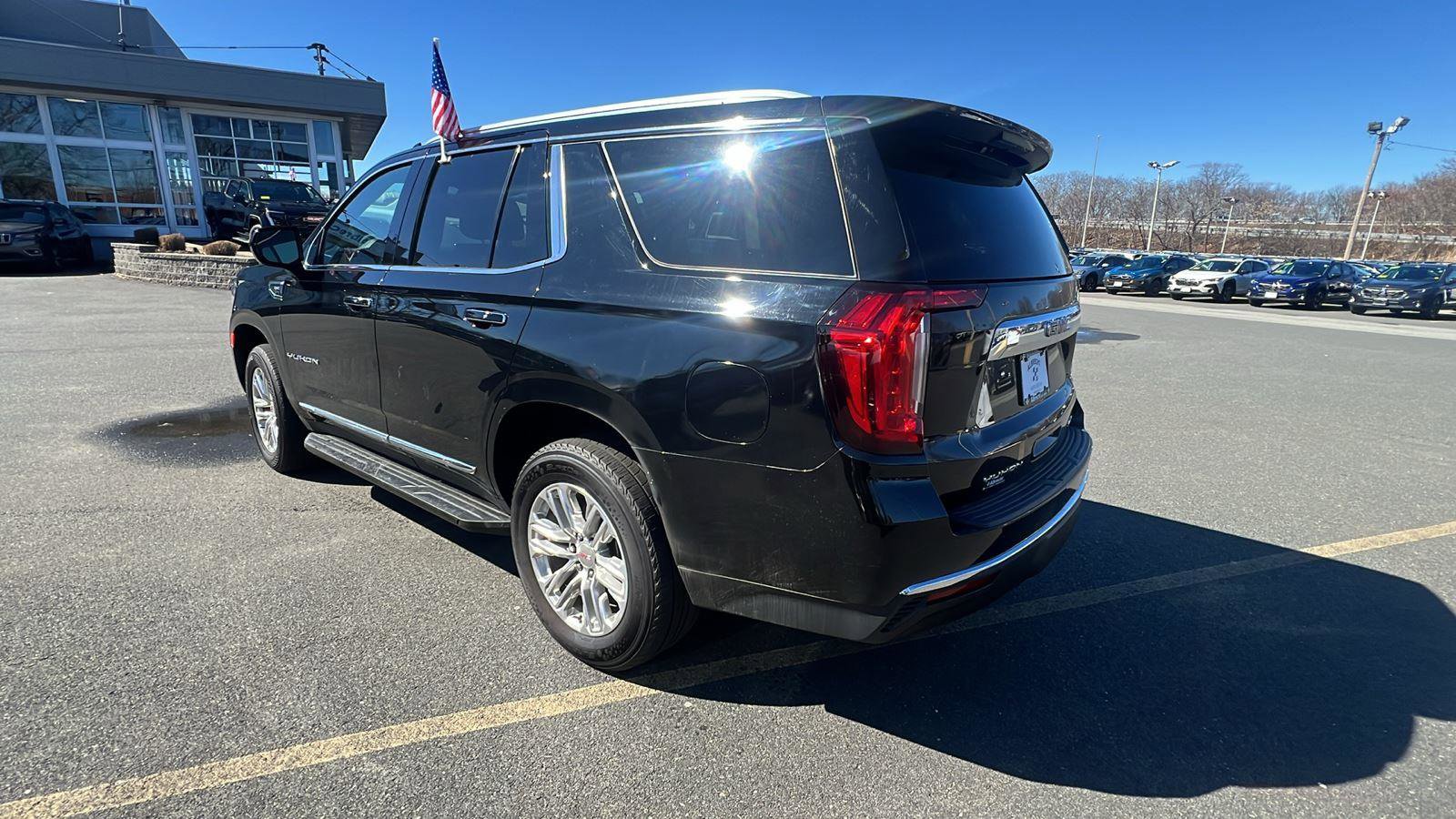 Used 2024 GMC Yukon SLT image 5