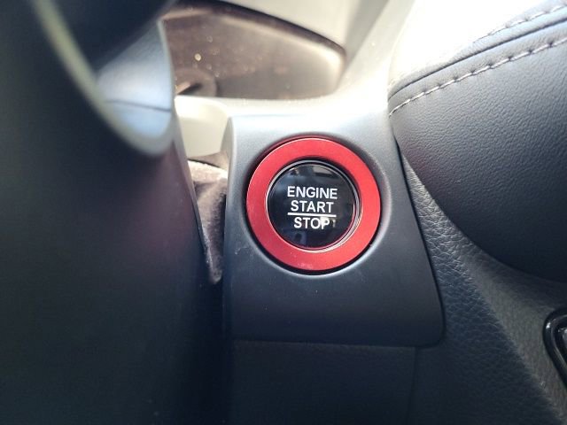 Used 2025 Honda HR-V EX-L image 18