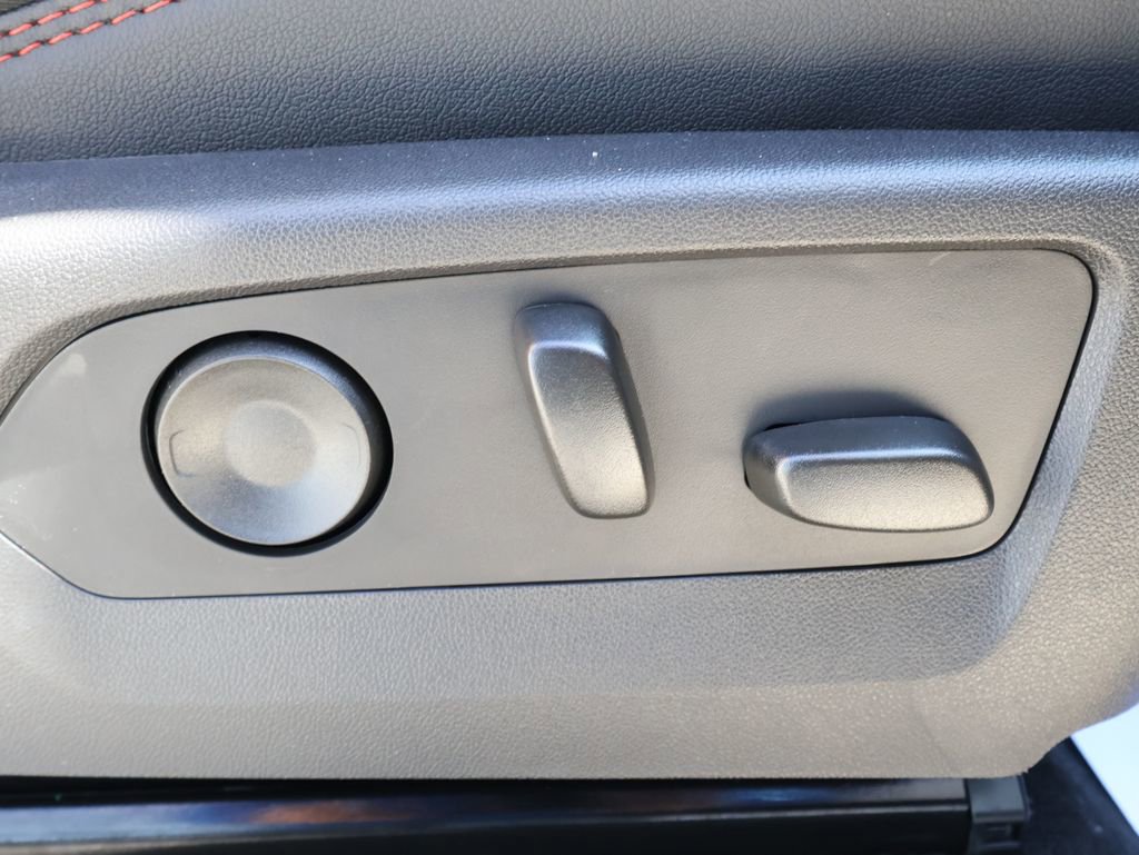 New 2026 GMC Canyon AT4X w/ AT4X AEV Edition image 39