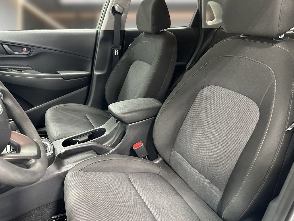 Certified 2023 Hyundai Kona SEL FWD image 7