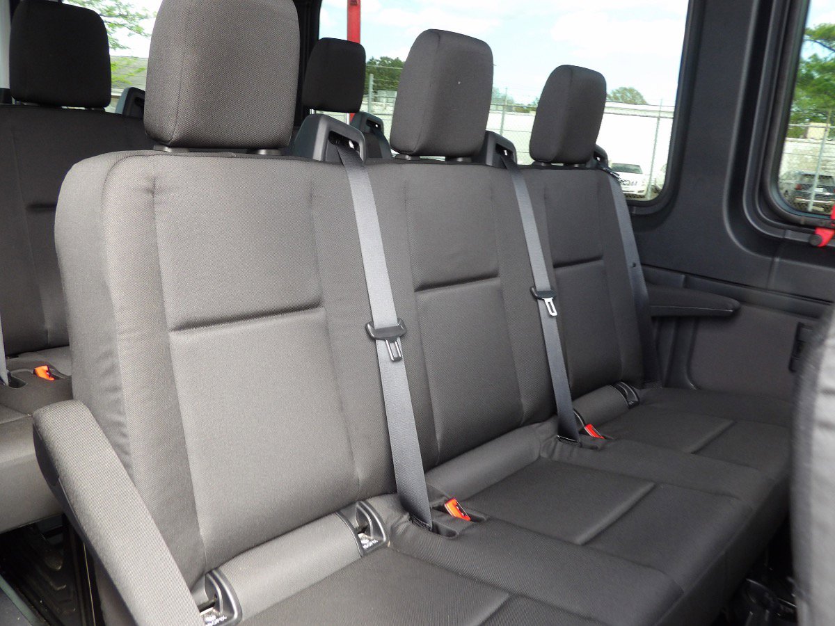 Used 2025 Mercedes-Benz Sprinter 2500 image 25