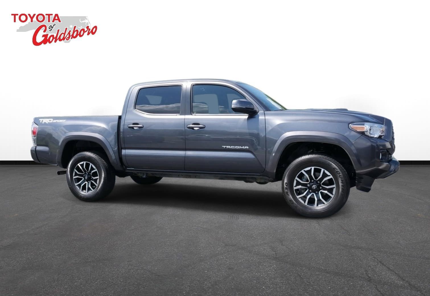 Used 2022 Toyota Tacoma TRD Sport image 4