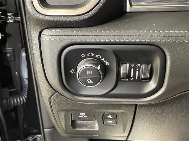 Used 2019 RAM 1500 Limited image 14
