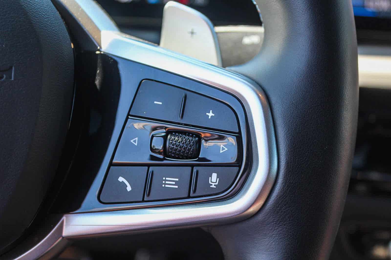 Used 2025 BMW M340i w/ Premium Package RWD image 22