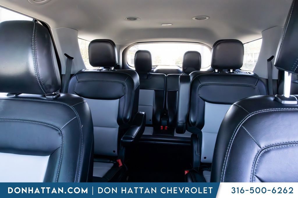Used 2022 Ford Explorer XLT w/ Equipment Group 202A AWD/4WD image 15