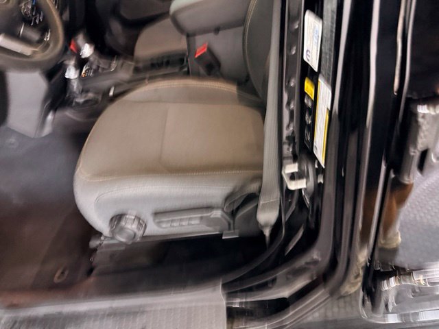 Certified 2025 Jeep Gladiator Sport AWD/4WD image 18